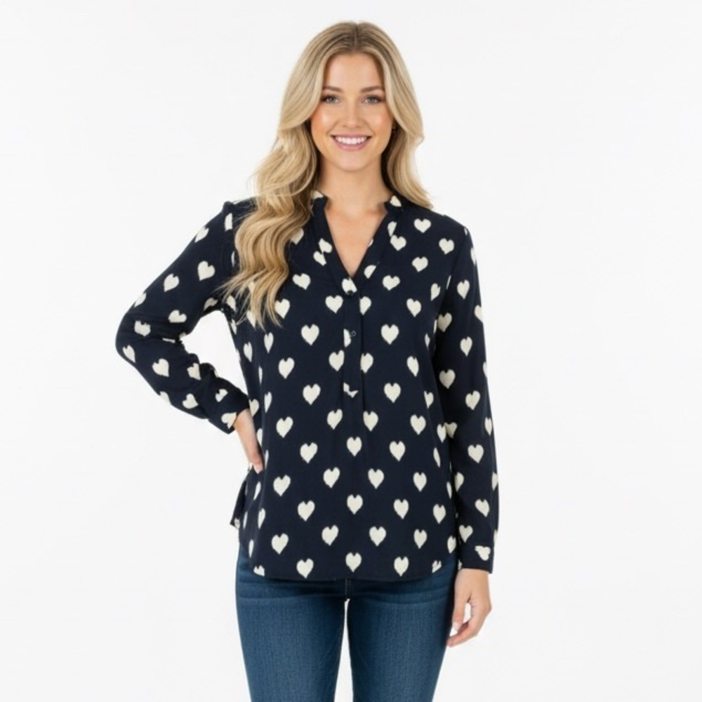 Blue Rain size medium navy blue heart print tunic top
